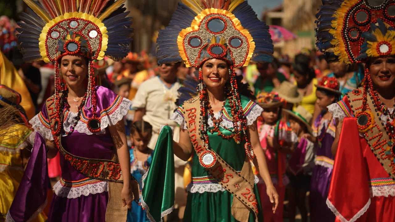 Fotograma del documental "Hispanoamérica, canto de vida y esperanza"